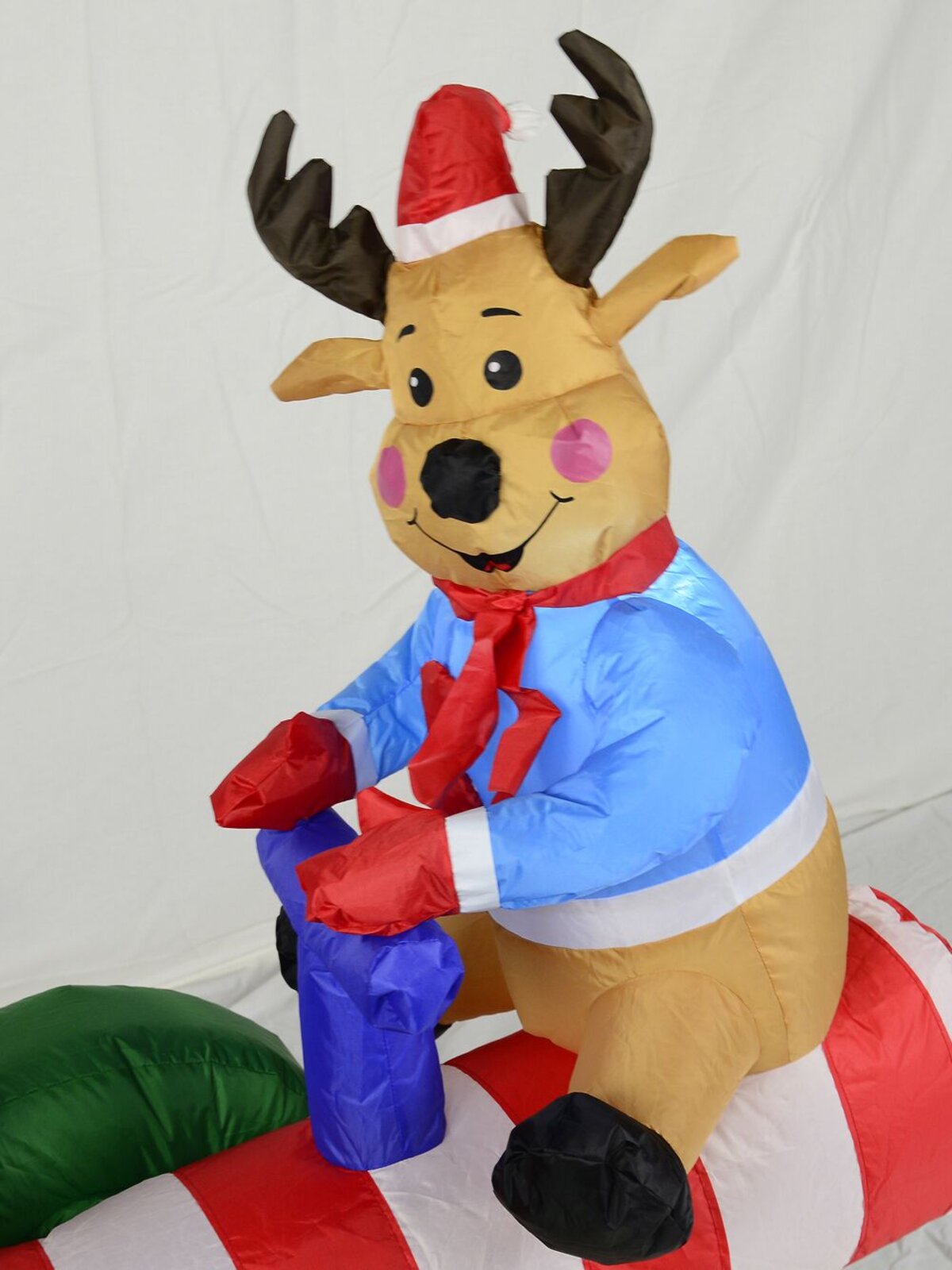 Santa & Reindeer On Animated & Illuminated Seesaw Inflatable - 1.3m — image 5