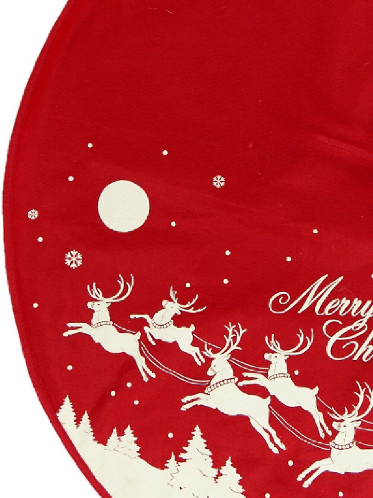Santa, Sleigh & Reindeer Traditional Design Christmas Tree Skirt - 1.2m — image 2
