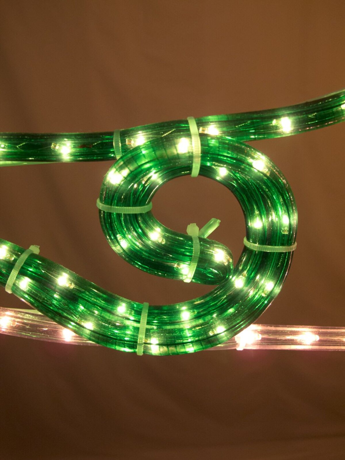Santa Sleigh & Two Reindeers Rope Light Silhouette - 2.1m — image 4