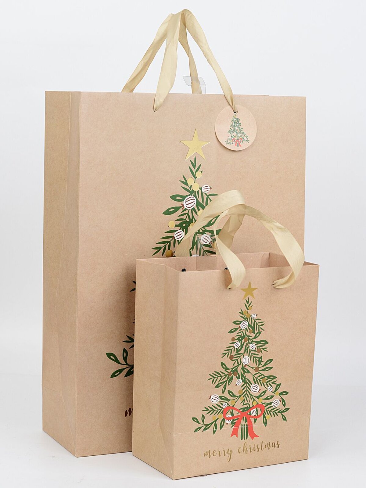 Small Natural Kraft Look Gift Bag With Decorated Christmas Tree Print — image 4