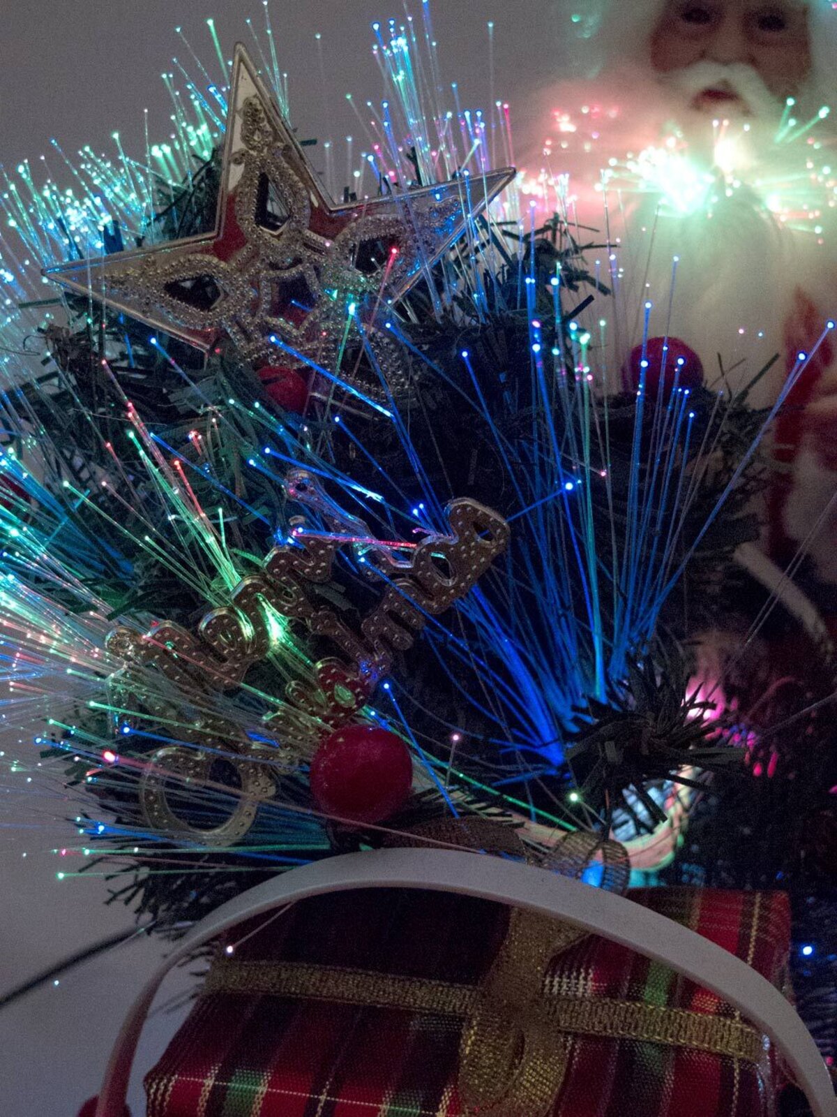 Traditional Santa On Sleigh Fibre Optic Musical Animation - 34cm — image 8