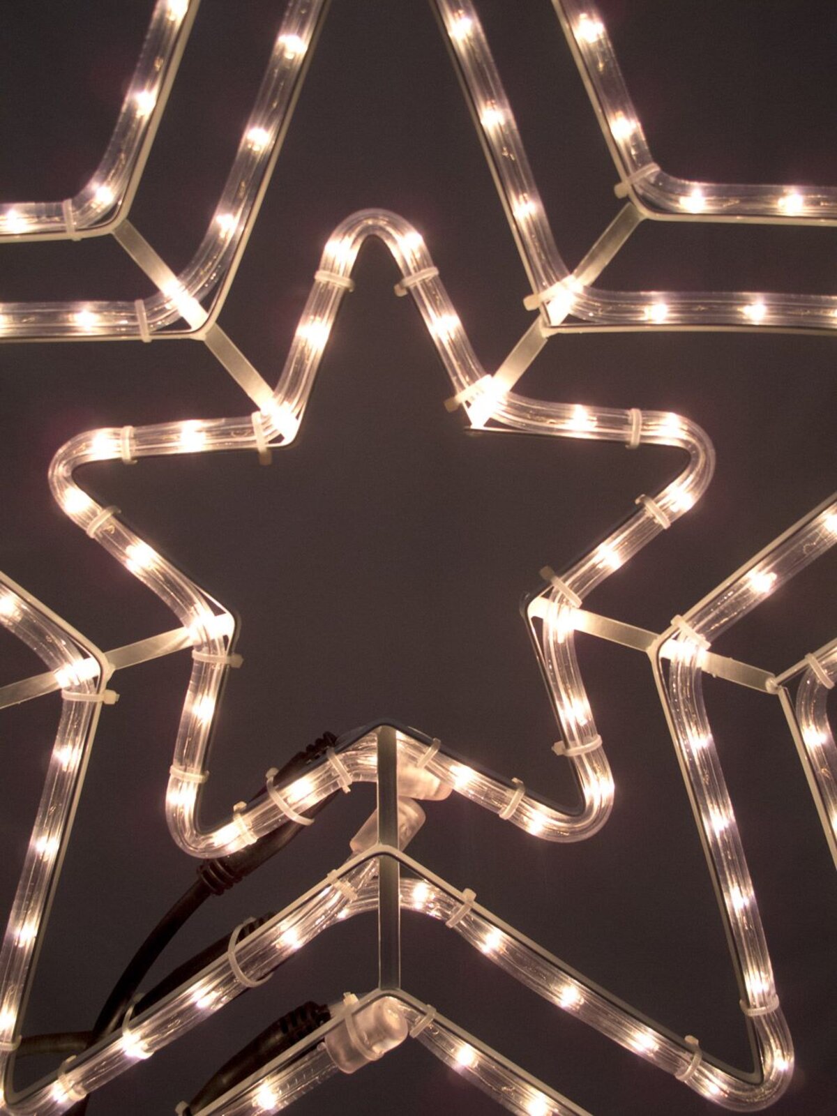 Warm White 5 Point Star Rope Light Silhouette - 70cm — image 3