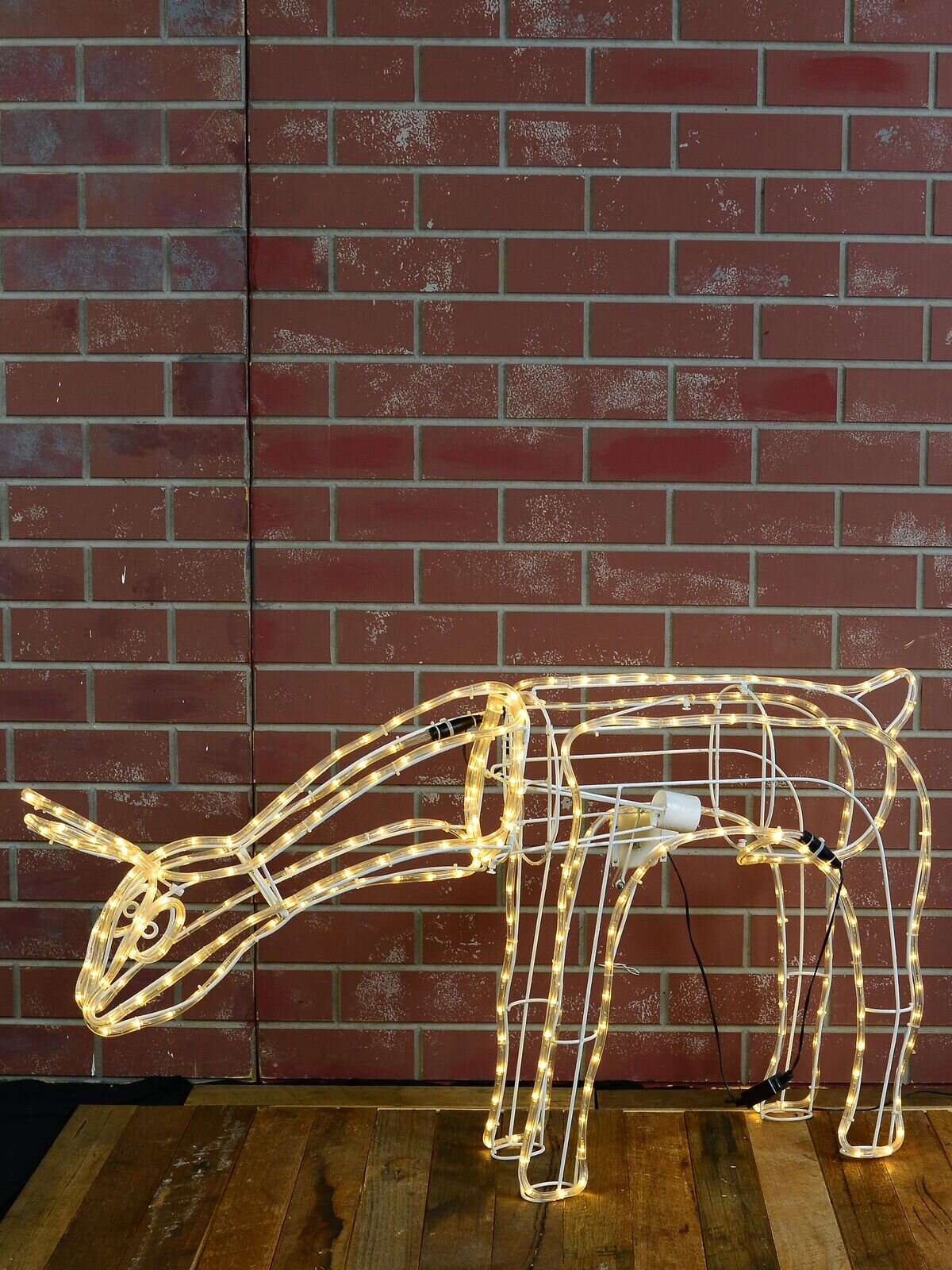 Warm White LED Large Feeding Reindeer Cow 3D Rope Light Silhouette - 1.2m — image 5