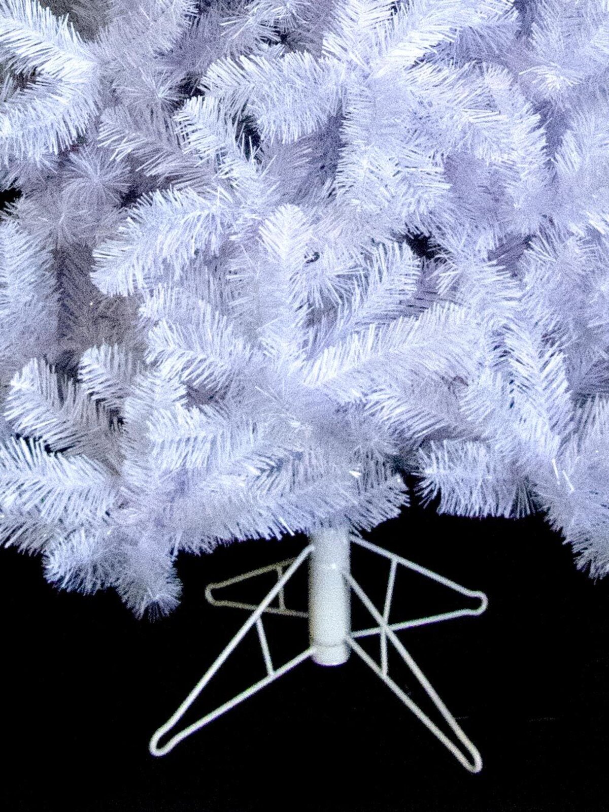 Winter White Pine Christmas Tree - 2.3m — image 4
