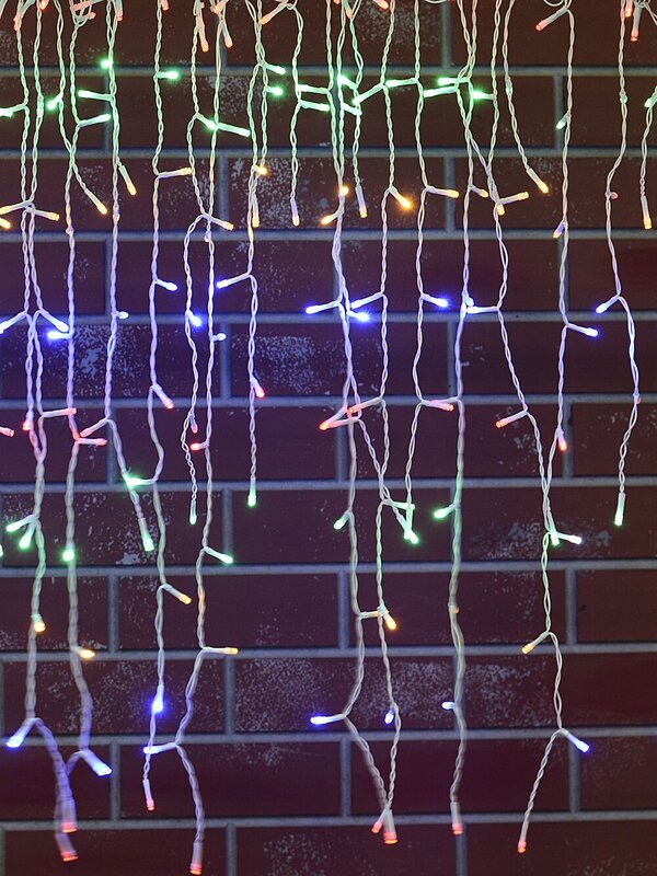 1008 Multi Colour LED Icicle Lights 8 Function With Memory Hold | 35m — image 5