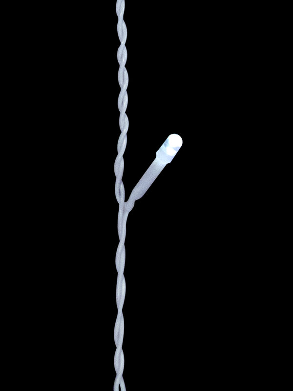 120 Blue & White Lighting Connect LED Icicle Light - 2.3m