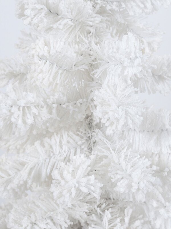 1.5m Slim White Foxtail Lightly Flocked Christmas Tree With 212 Fir Tips — image 5