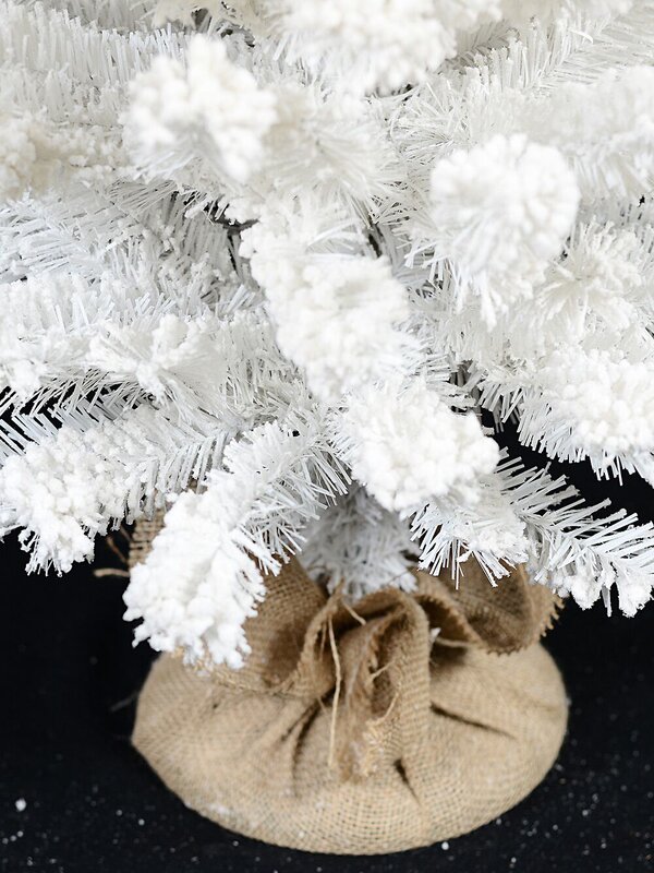 1.5m Slim White Foxtail Lightly Flocked Christmas Tree With 212 Fir Tips — image 6