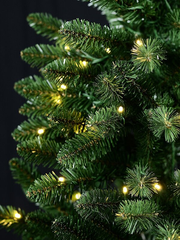 1.8m Pine Gorge Pre-Lit Tree With 602 Tips & 250 Warm White Lights — image 3