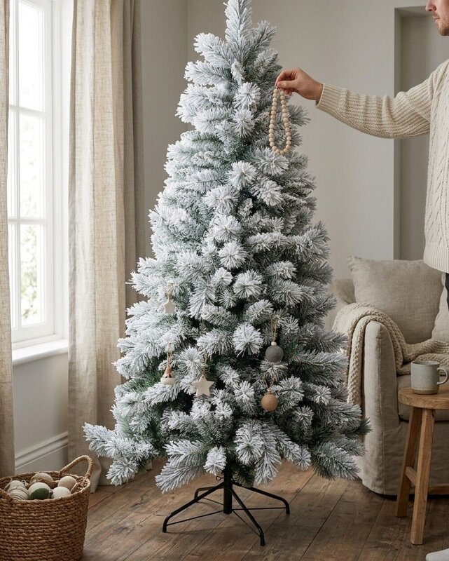 1.8m Yukon Winter Heavily Flocked Tree | 599 Tips & Hinged Branches — image 3