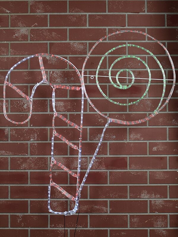 1m Candy Cane & Lollipop With Red, Cool White & Green LED Light Display — image 4