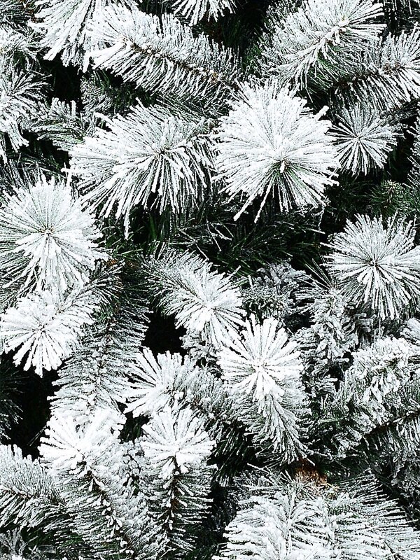 2.3m Yukon Winter Heavily Flocked Tree | 1265 Tips & Hinged Branches — image 5
