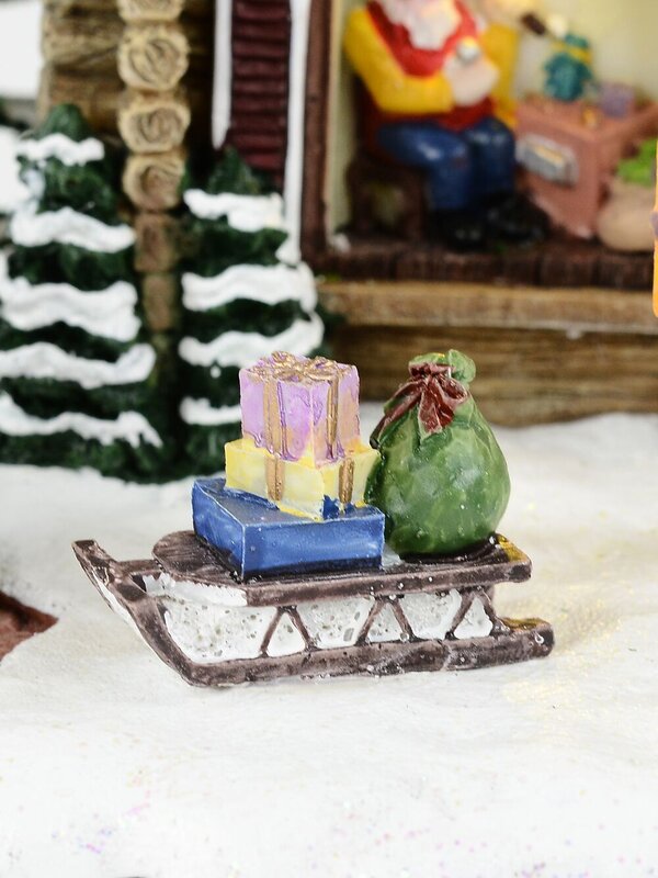 24cm Santa Workshop Illuminated & Animated Battery Christmas Village Scene — image 8