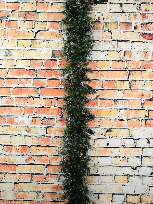 2.7m Silver Glitter Pine Cone Christmas Garland | 180 Tips — image 5