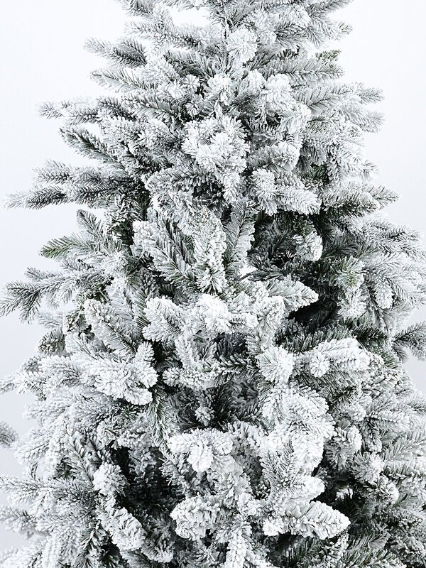 2m Fort Leura Moderately Flocked Christmas Tree With 1499 Spruce Tips — image 3