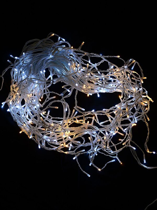 360 Warm & Cool White Concave Bulb LED Snowing Icicle String Light - 10m — image 3