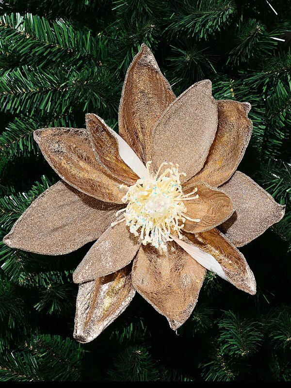 Large Shiny Rose Gold Magnolia Christmas Tree Clip Pick | 36cm — image 2