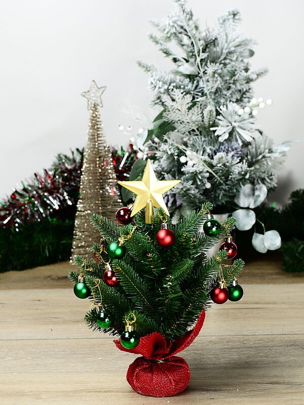 40cm Norway Spruce Decorated Tabletop Tree | 40 Tips & Red Hessian Base — image 2