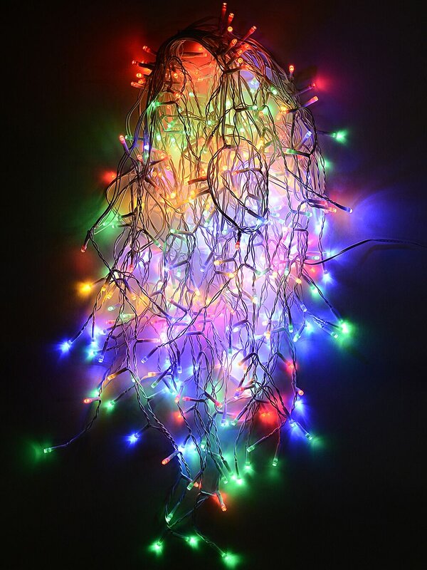 420 Multi Colour LED Icicle Lights 8 Function With Memory Hold | 10m — image 4