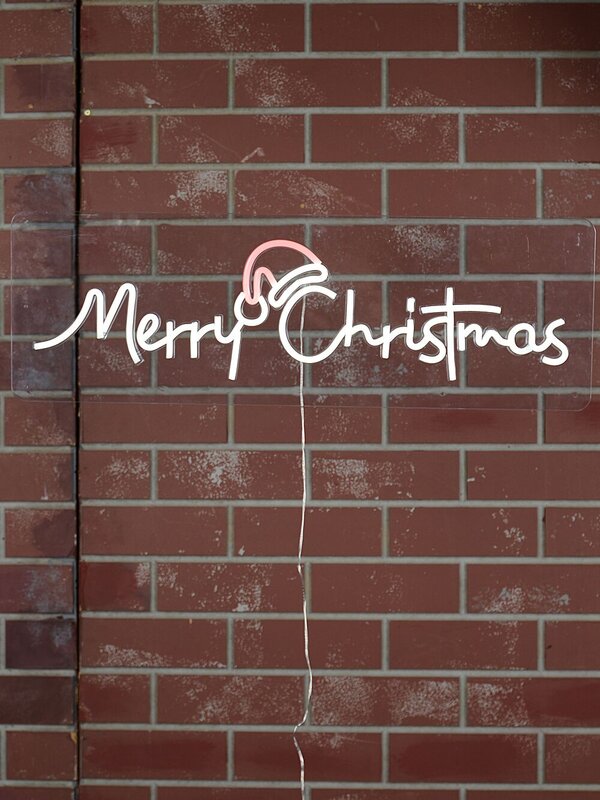 76cm Merry Christmas & Santa Hat Outdoor LED Neon Flex Light Display — image 4