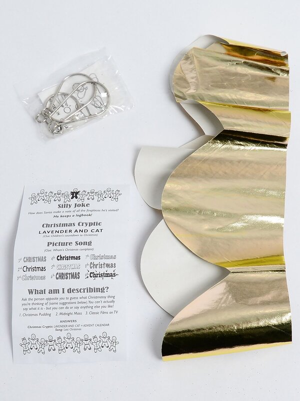 8x White & Shiny Gold Stars Christmas Tree Pattern Bon Bons (Crackers) | 29cm — image 3