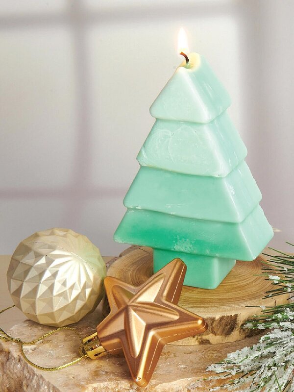 Craft Maker Soy Candle Making Kit | DIY Christmas Tree & Star Designs — image 7