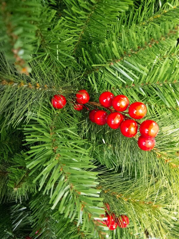 Douglas Fir Christmas Tree With Pine Cones & Red Berries - 2.3m — image 5