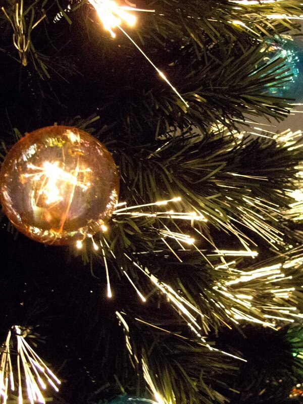 Fibre Optic Tree With Bauble Decorations - 1.8m — image 7
