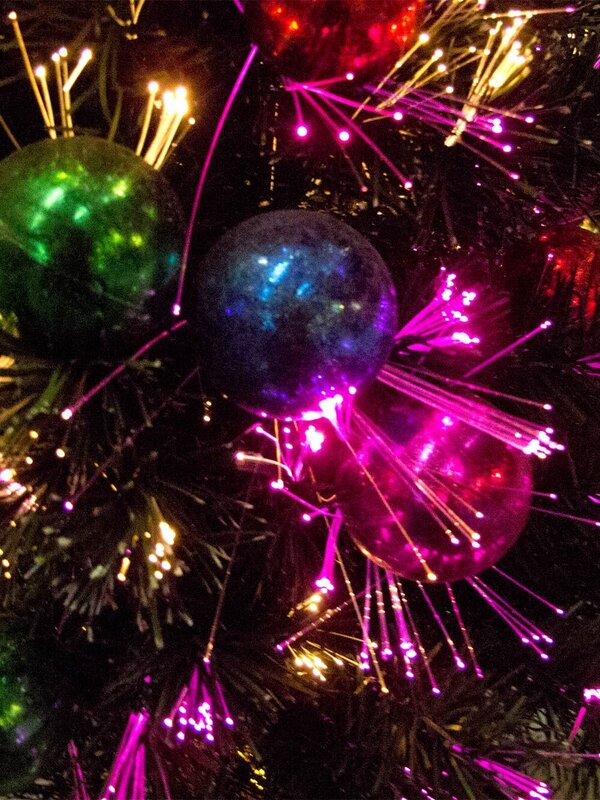 Fibre Optic Trees - With Bauble Decorations - 1.2m — image 6