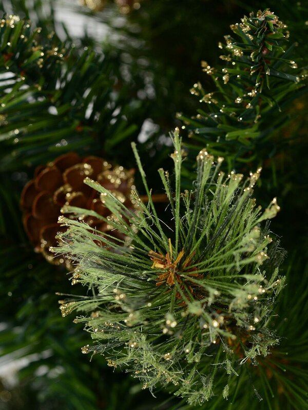 Golden Twilight Christmas Tree - 1.8m
