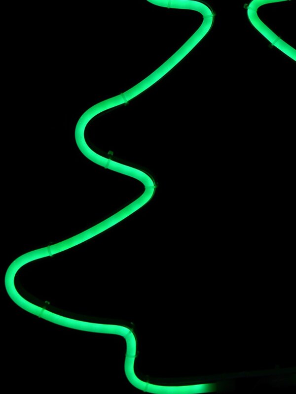 Green Christmas Tree & Star Neon Flex Rope Light Silhouette - 60cm — image 3