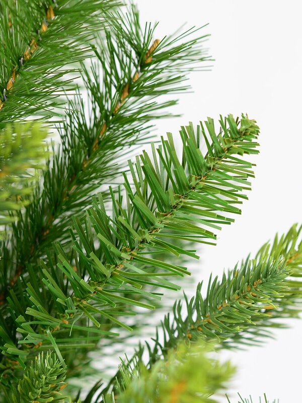 High Mountain Christmas Tree With 1624 Tips - 2.3m