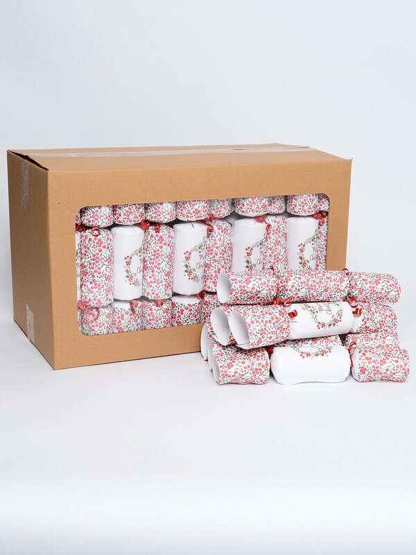Merry Christmas Wreath & Berry Vine Christmas Cracker Bon Bons - 50 x 30cm — image 2
