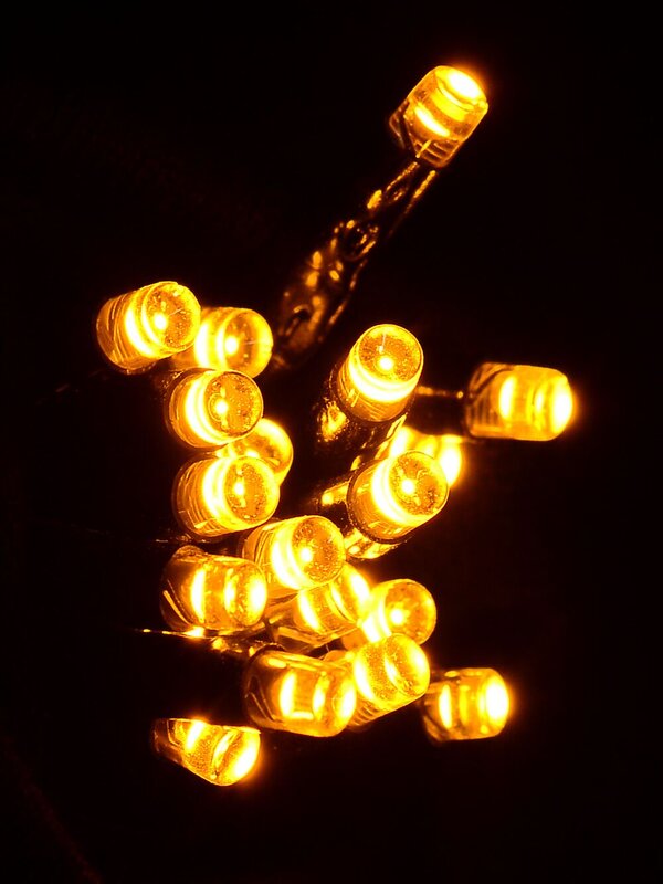 Multi Colour 800 LED Firecracker Cluster String Light - 10m