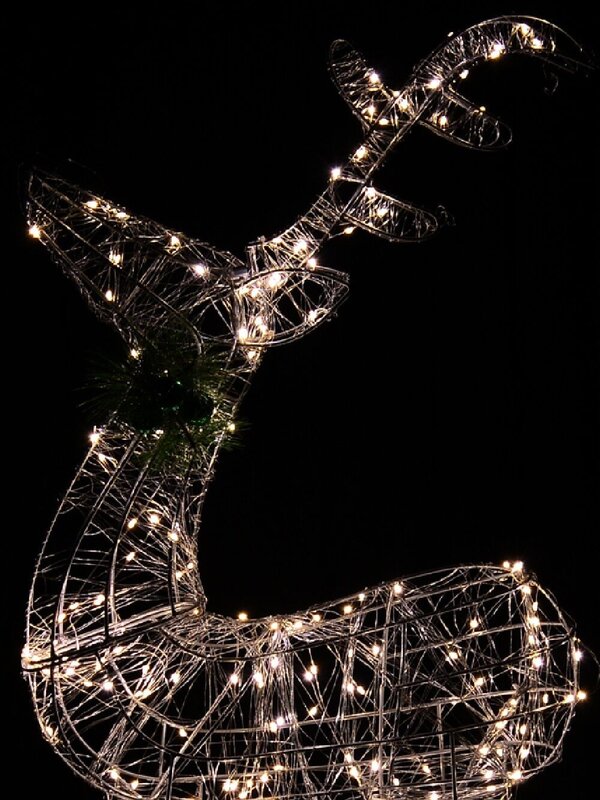Neutral White LED String Light 3D Reindeer Display - 1.1m — image 3