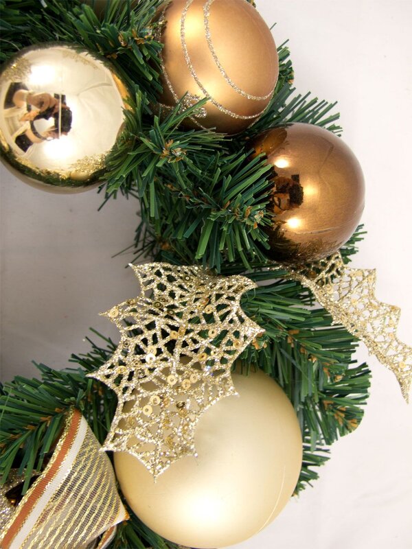Pre-Decorated Chocolate, Copper & Champagne Bauble & Pine Wreath - 38cm