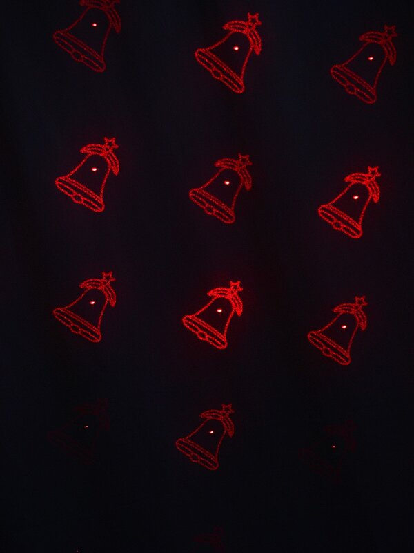 Red & Green 12 Patterned LED Christmas Garden Laser Light | 12m x 12m — image 11
