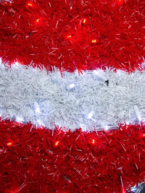 Red & White Tinsel Bauble With Cool White LED Rope Light Silhouette - 70cm — image 3