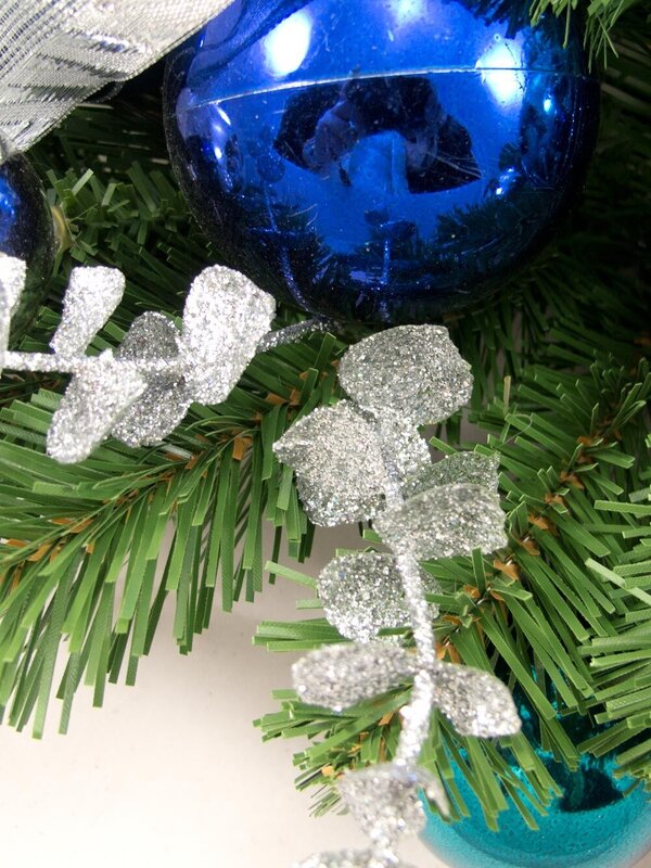 Teardrops - Pre-Decorated -With Baubles, Twigs & Ribbon - 66cm