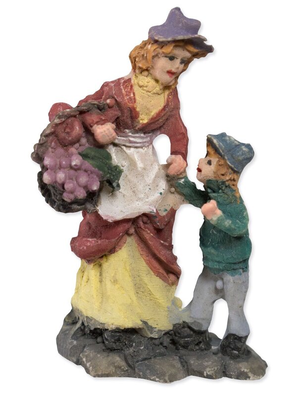 Traditional Polyresin Town Scene Figurines - 12 Pieces