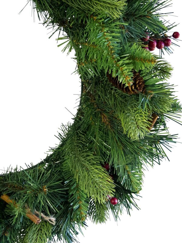 Twist & Plain Needle Wreath With 142 Tips - 58cm