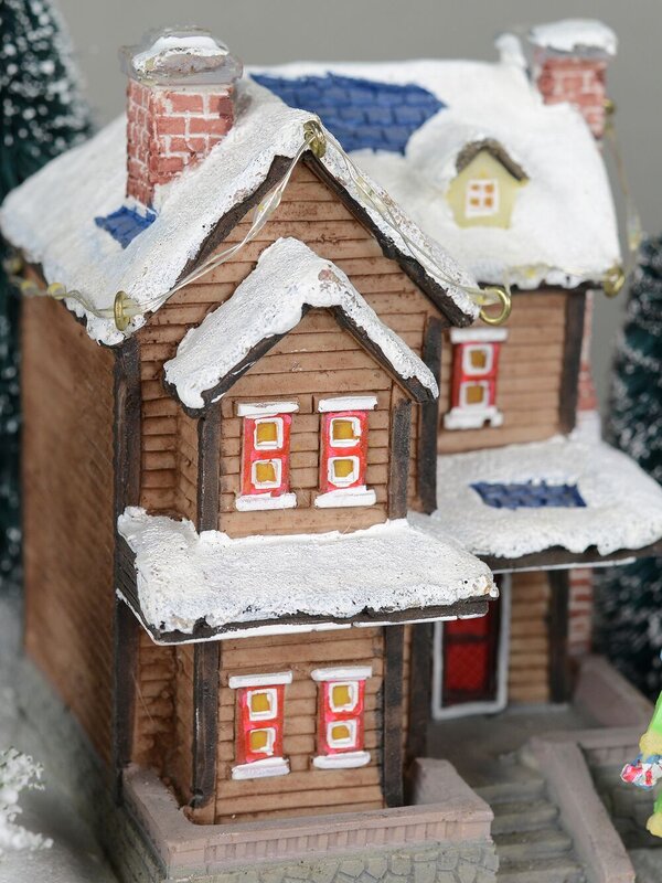 Village with Child, Animated, Musical & Illuminated - 38cm — image 3