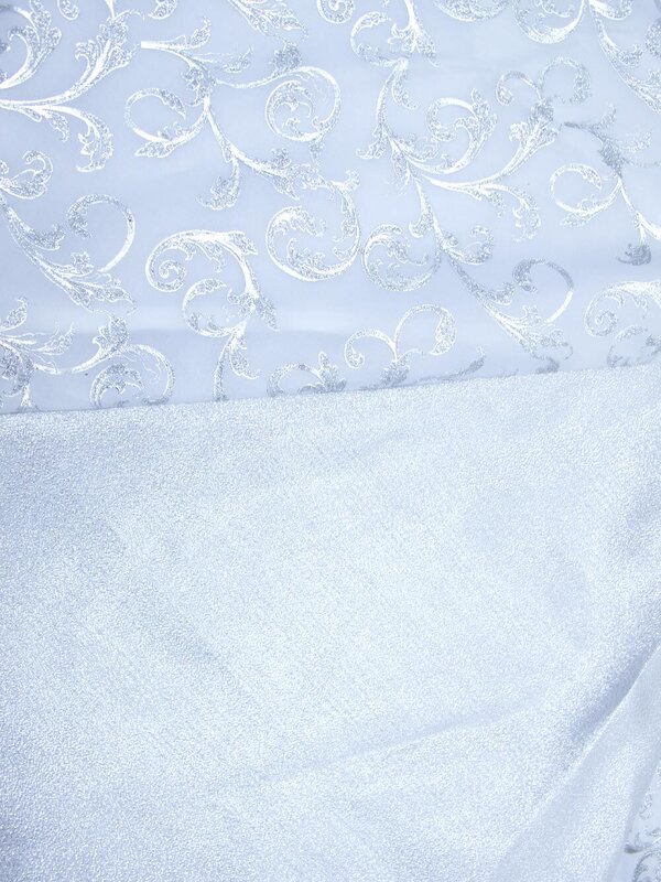 White & Silver With Leaf Pattern Tree Skirt - 1.2m
