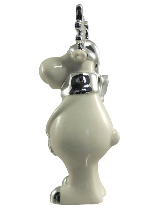 White Winter Ceramic Reindeer With Star - 20cm