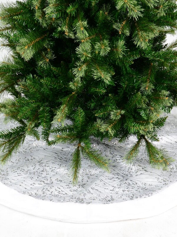 White With Silver Sequin Starburst Pattern & Fur Trim Tree Skirt - 1.2m