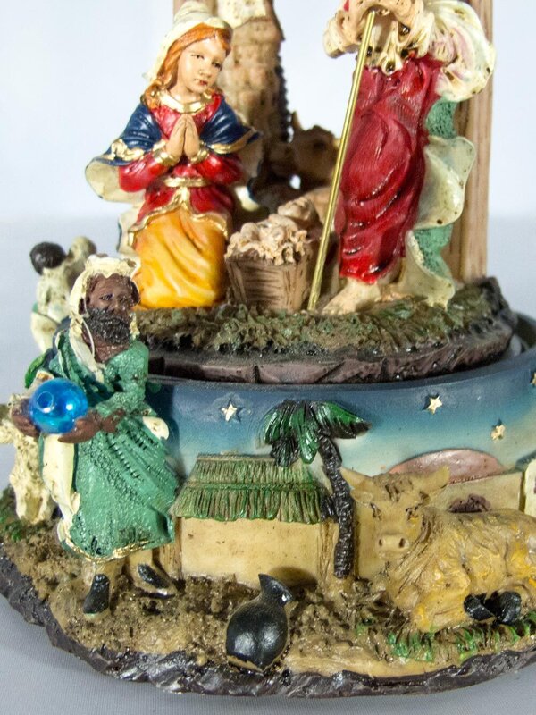 Wind Up Musical Nativity Scene Ornament - 17cm