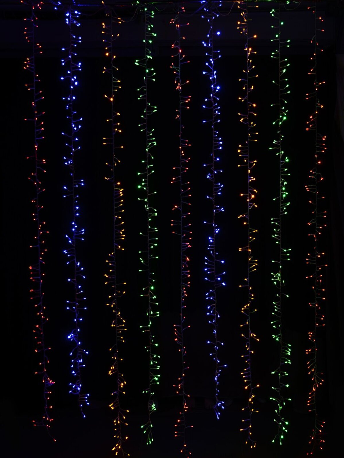 1125 Dual Colour LED Firecracker Cluster Curtain Lights 12 Function | 2.5m