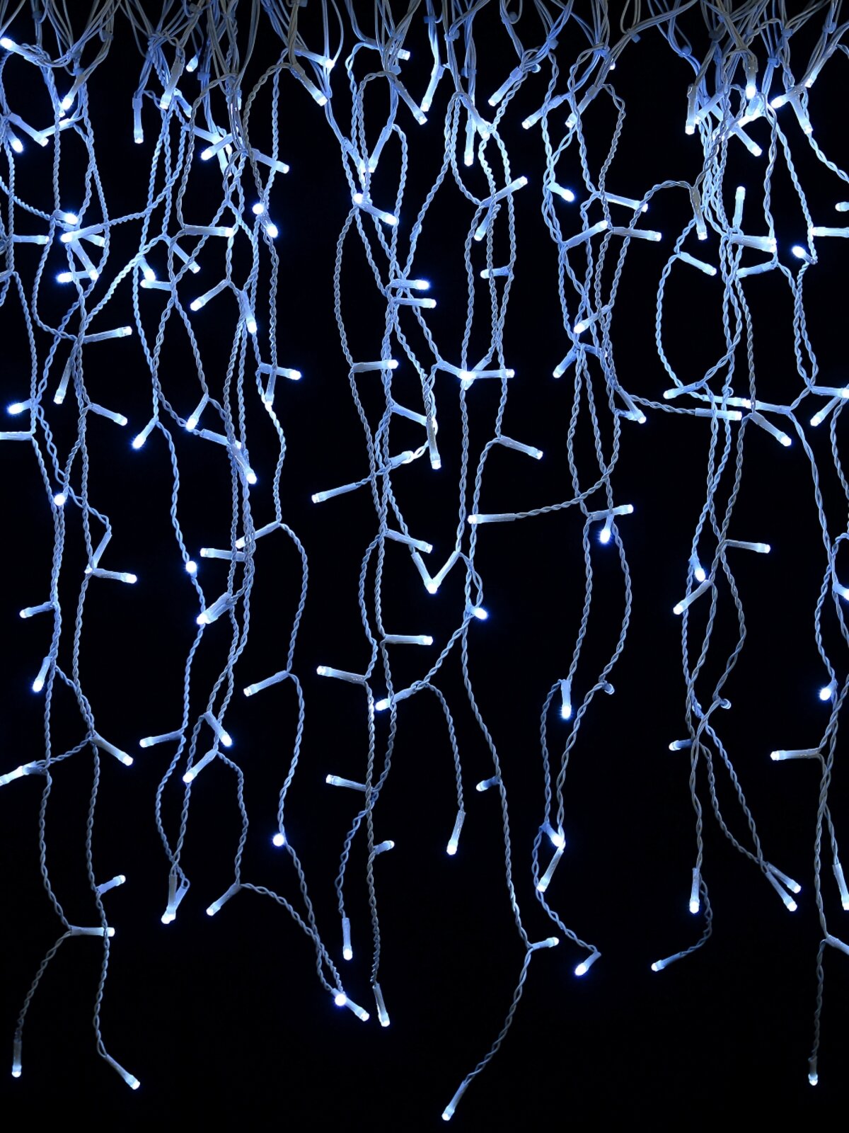 340 Cool White LED Icicle String Lights 8 Function With Timer | 10m
