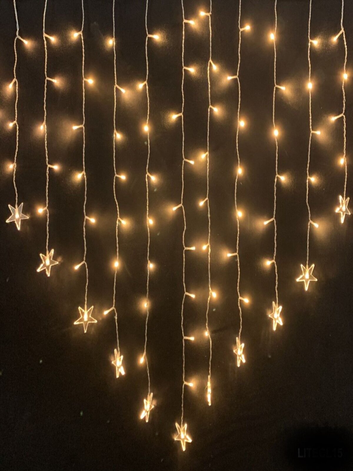 98 Warm White LED V-Shape Star Curtain Fairy Lights 8 Function | 1.5m