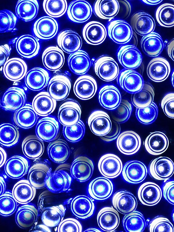 300 Blue & Cool White LED String Fairy Lights 8 Function With Timer | 15m